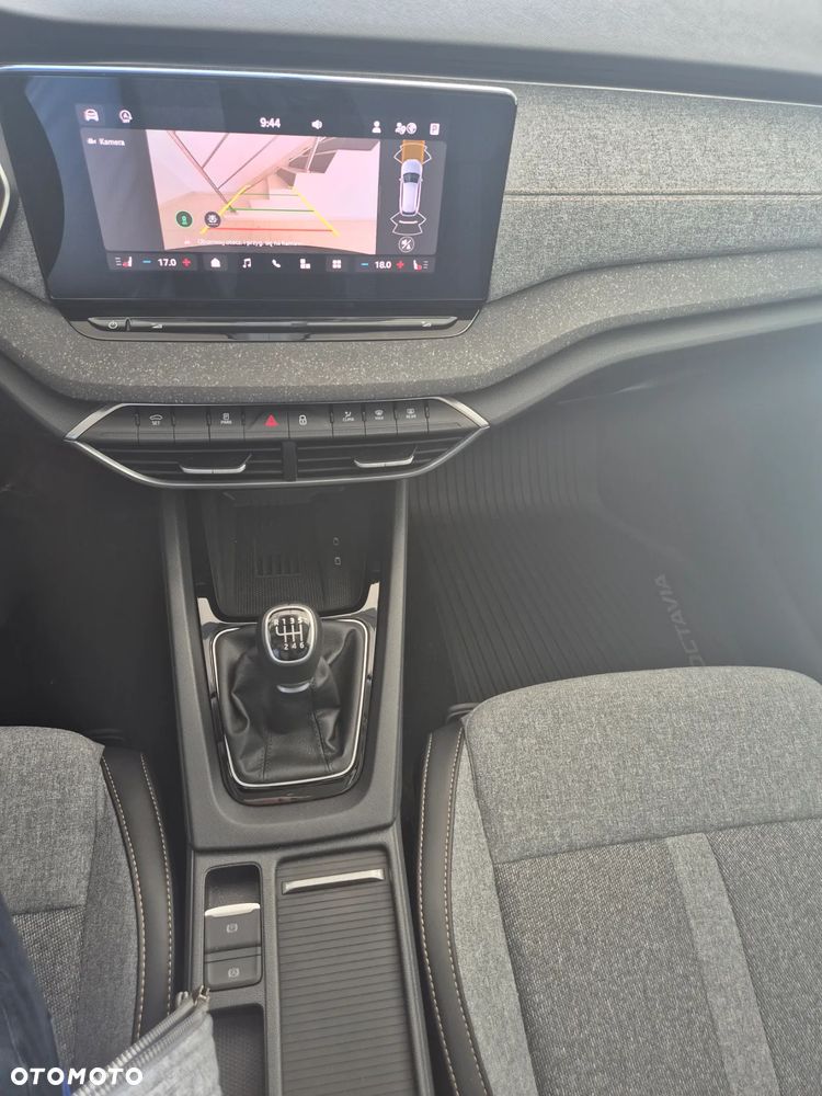 Skoda Octavia 1.5 TSI Selection - 21