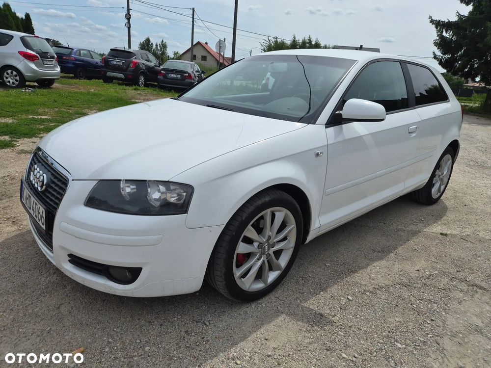 Audi A3 3-drzwiowe 1.6 Ambiente - 1