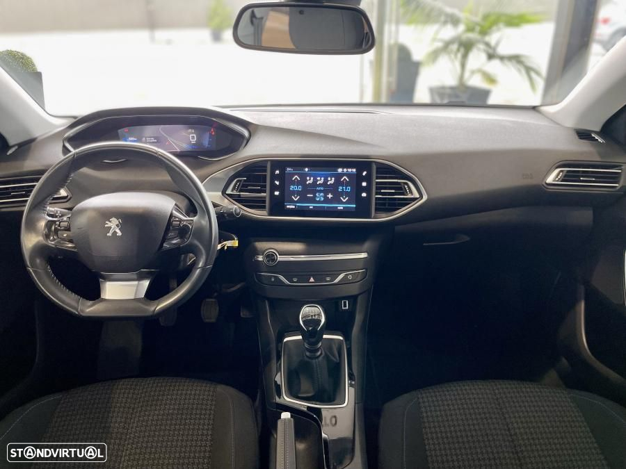 Peugeot 308 SW 1.5 BlueHDi Style - 28
