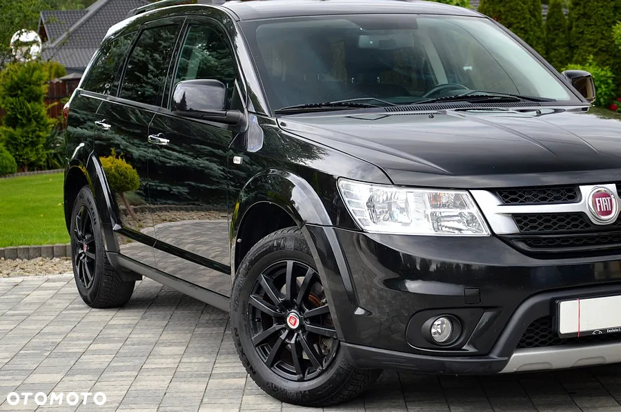 Fiat Freemont 2.0 Multijet 16V DPF Automatik Allrad Black Code - 17