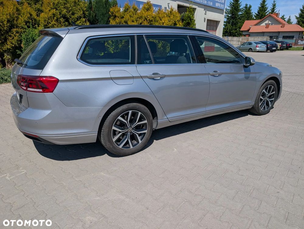 Volkswagen Passat 1.5 TSI EVO Business DSG - 4