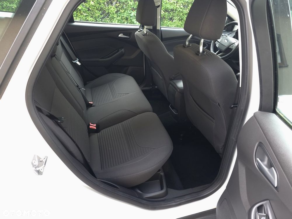 Ford Focus 2.0 TDCi Titanium ASS - 7