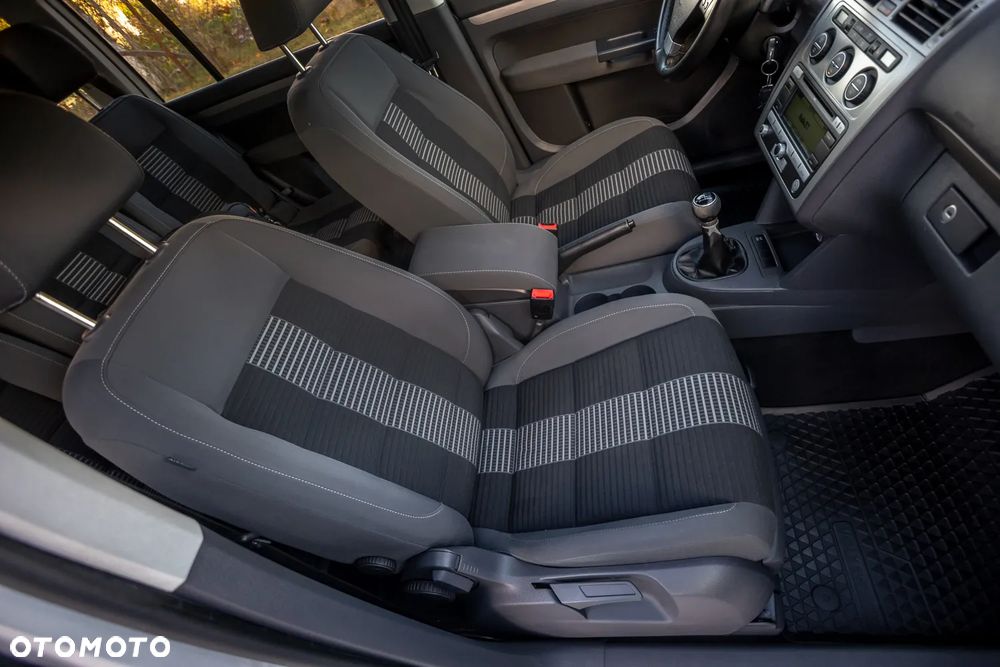 Volkswagen Touran 1.9 TDI United - 20