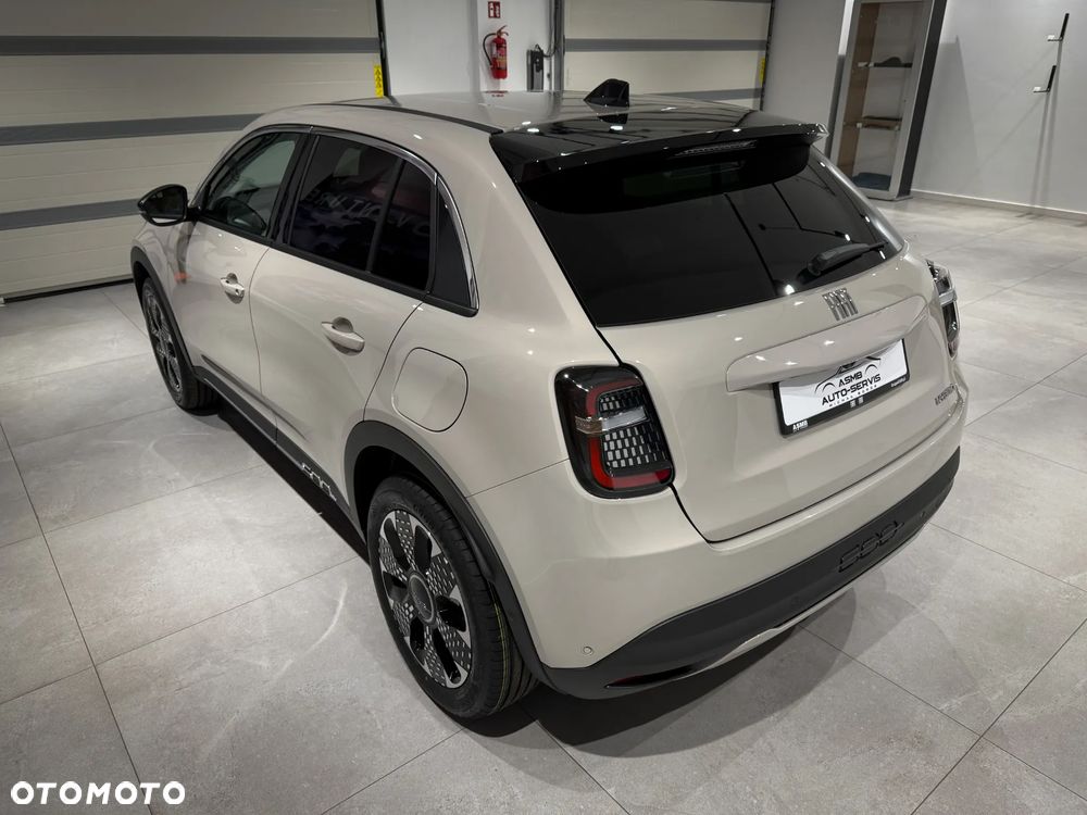 Fiat 600 1.2 Turbo La Prima eDCT - 13
