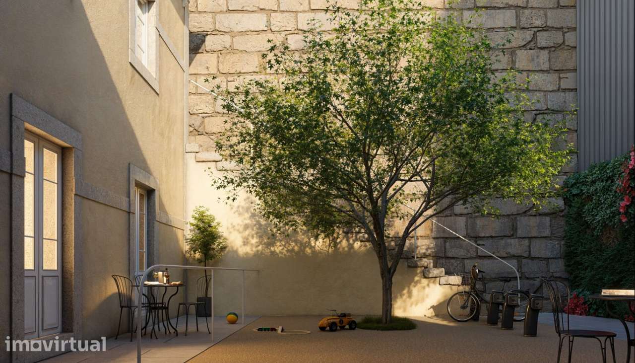 Apartamento T1 à venda no centro histórico do Porto, Portugal - Grande imagem: 2/16