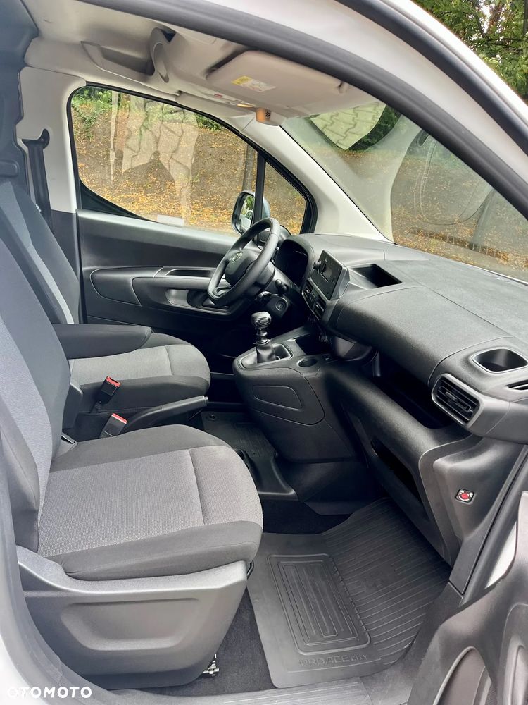 Toyota ProAce Kombi D-4D Medium 2,6t - 16