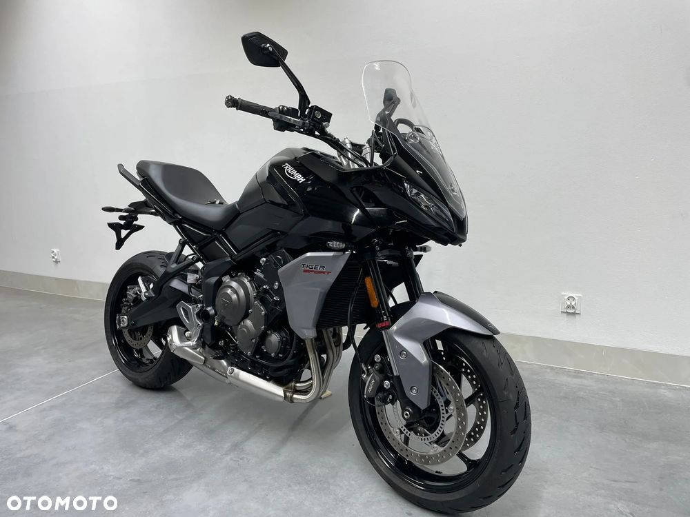 Triumph Tiger - 1