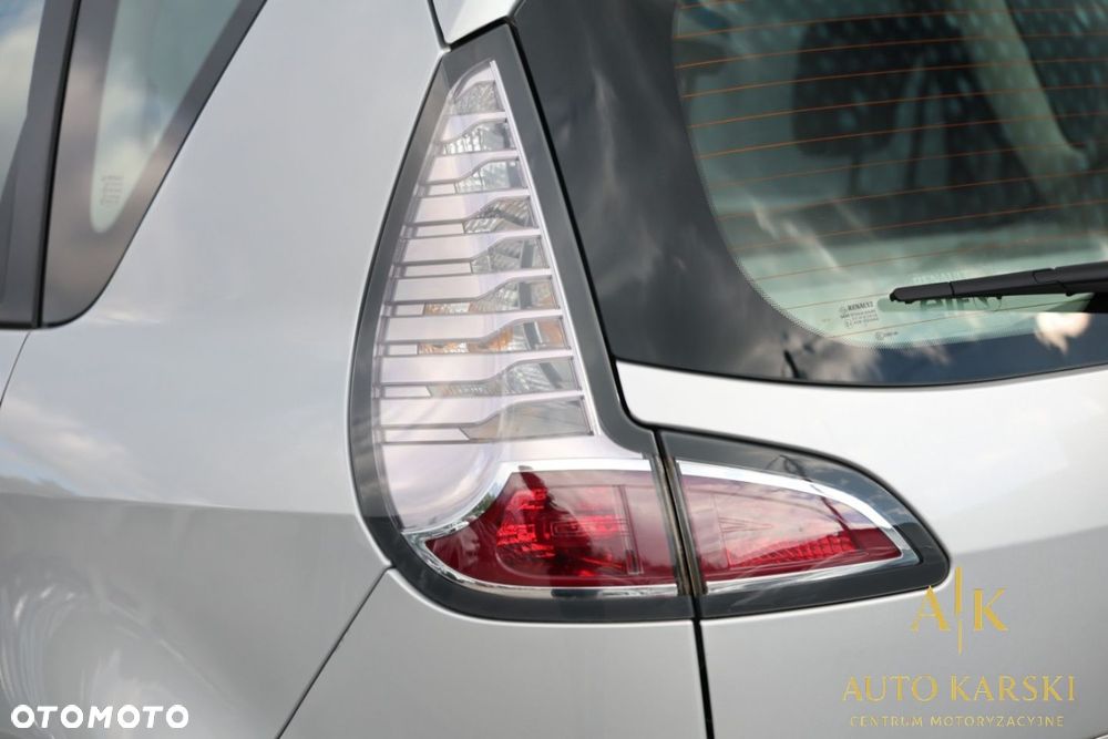 Renault Scenic - 17