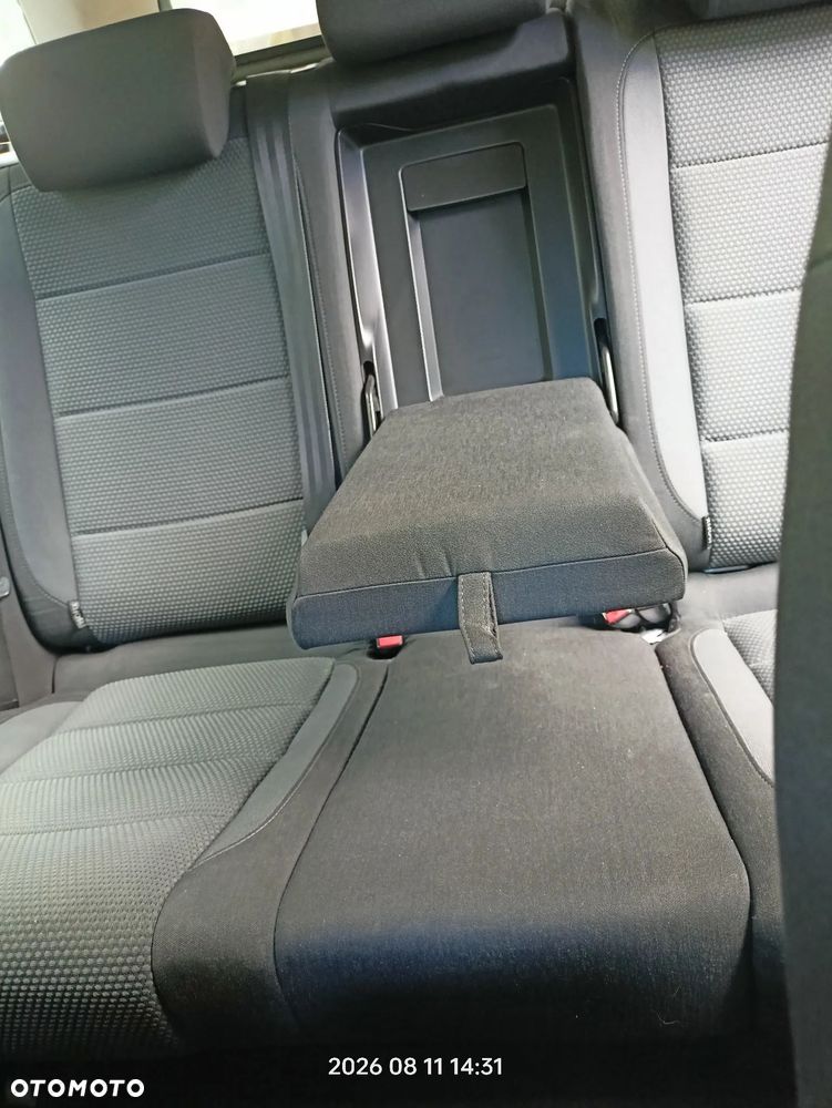 Volkswagen Golf 1.6 TDI Comfortline - 14