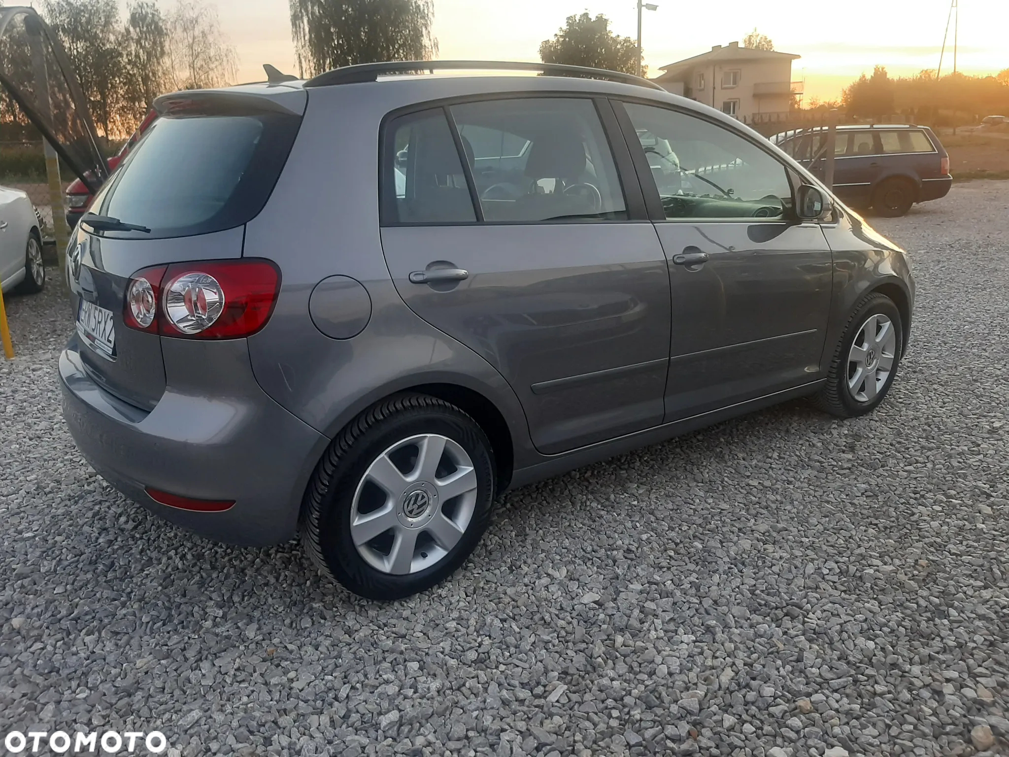 Volkswagen Golf Plus 1.6 TDI BlueMot Comfortline - 5