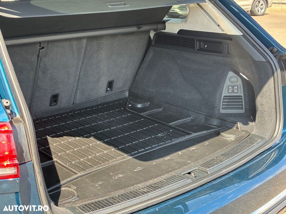 Volkswagen Touareg V6 TDI 4MOTION Elegance - 8