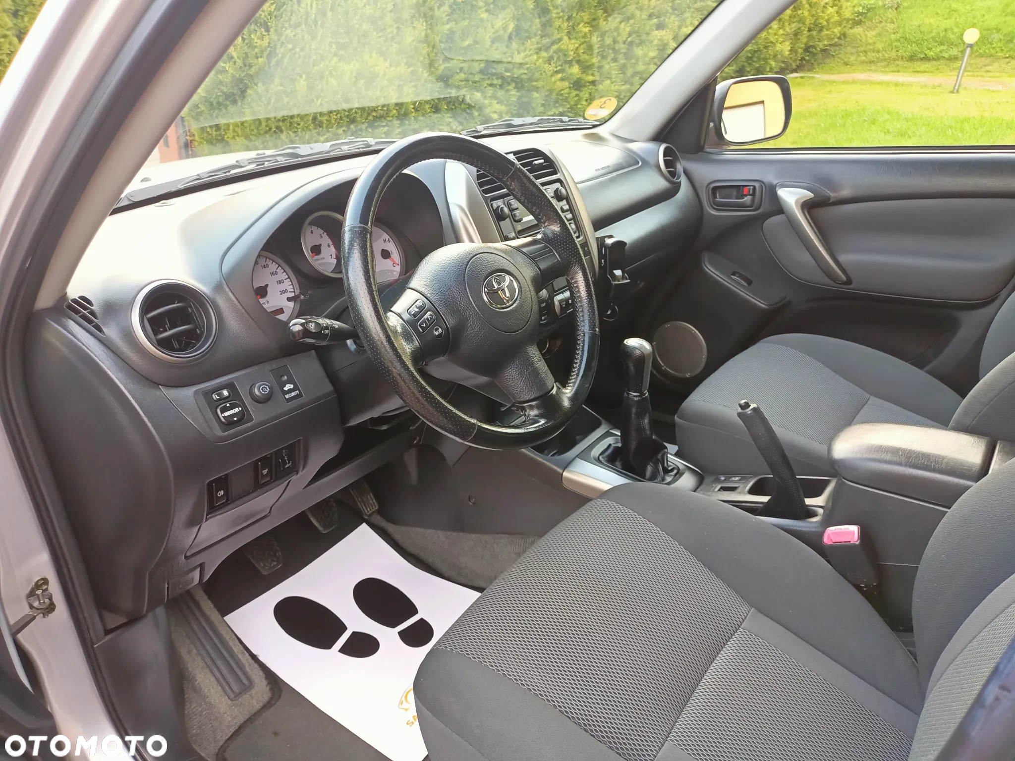 Toyota RAV4 D-4D 4x4 Sol - 6