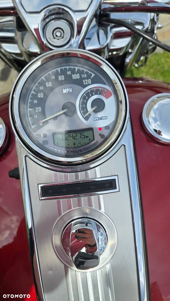 Harley-Davidson Touring Road King - 21