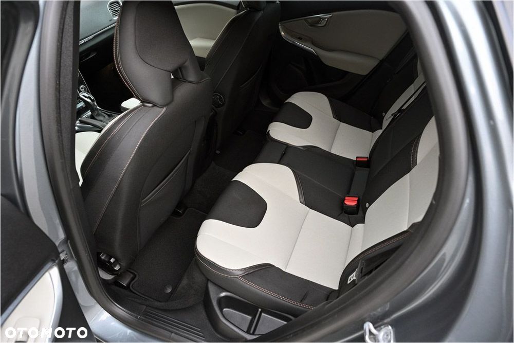 Volvo V40 Cross Country D3 Geartronic - 7