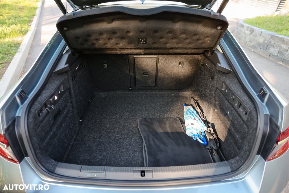 Skoda Superb 2.0 TDI 4X4 DSG L&K - 11