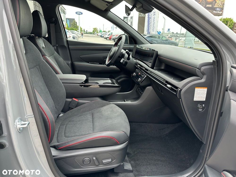 Hyundai Tucson - 13