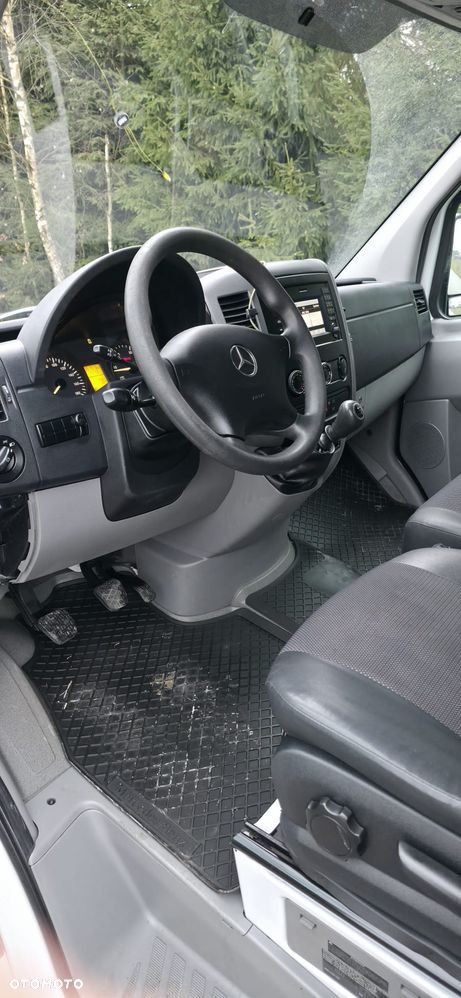 Mercedes-Benz Sprinter - 17
