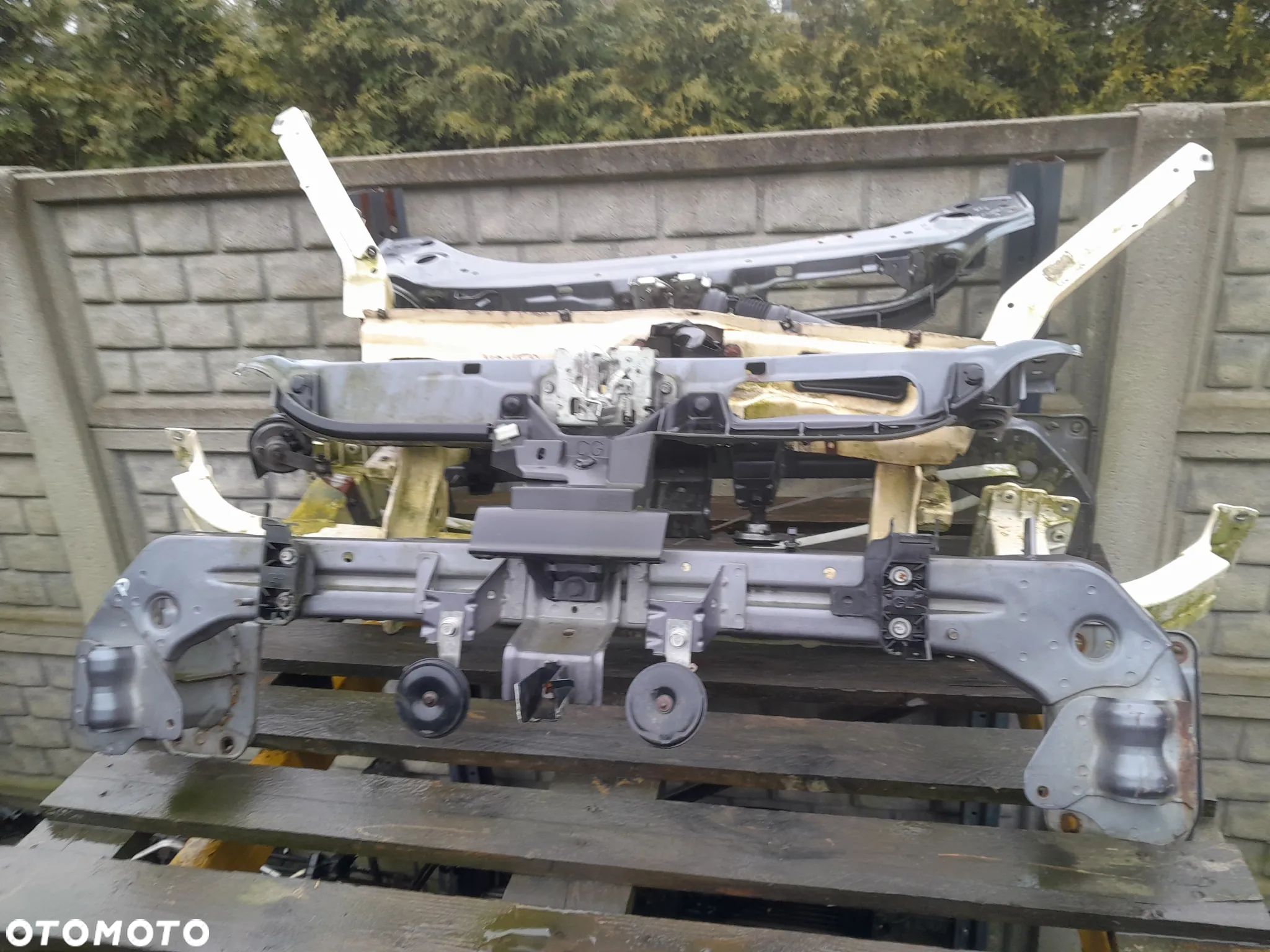 CITROEN C-CROSSER PAS PRZEDNI WZMOCNIENIE CZOŁOWE - 1