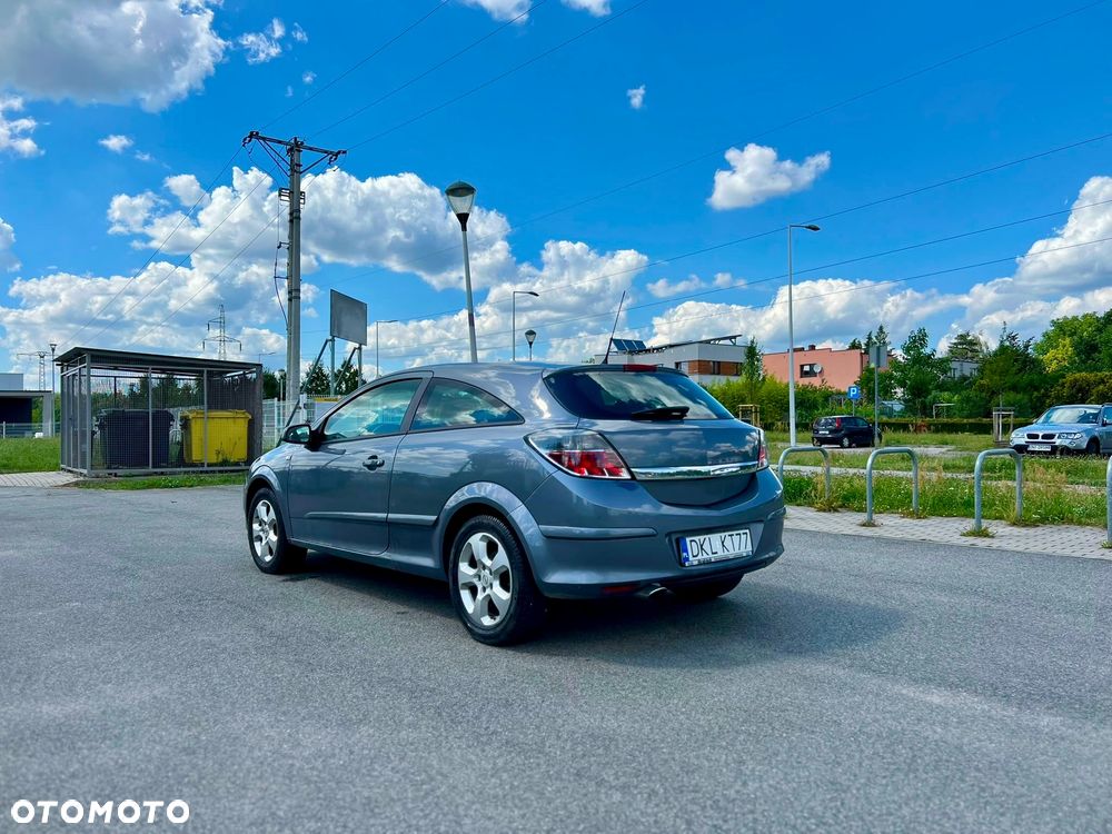 Opel Astra - 11