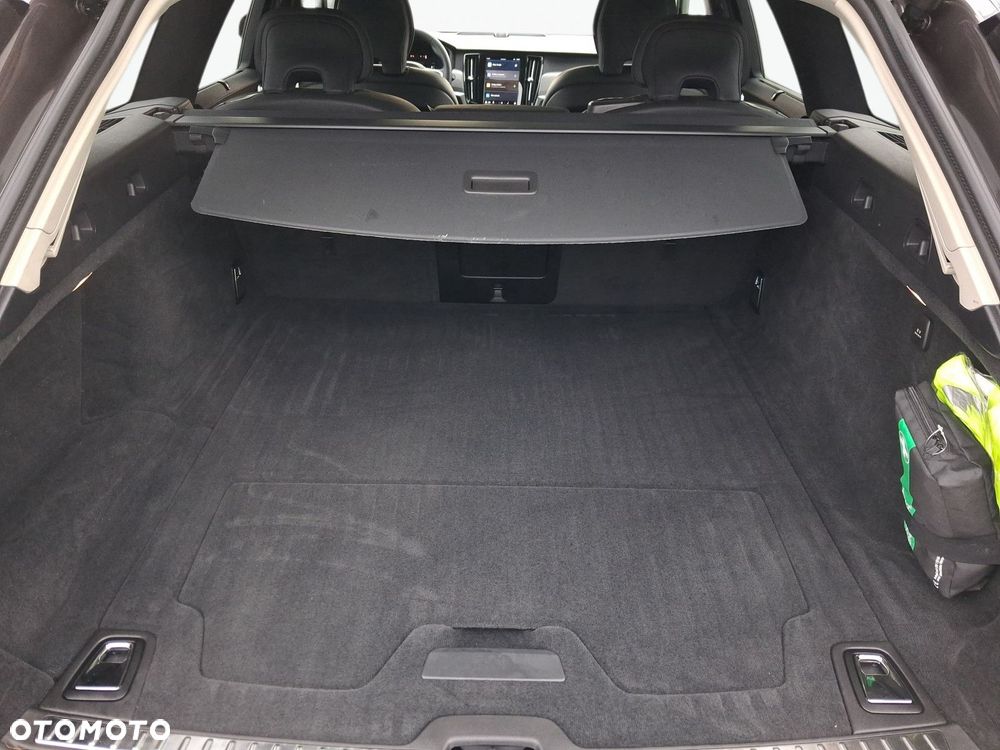 Volvo V90 - 31