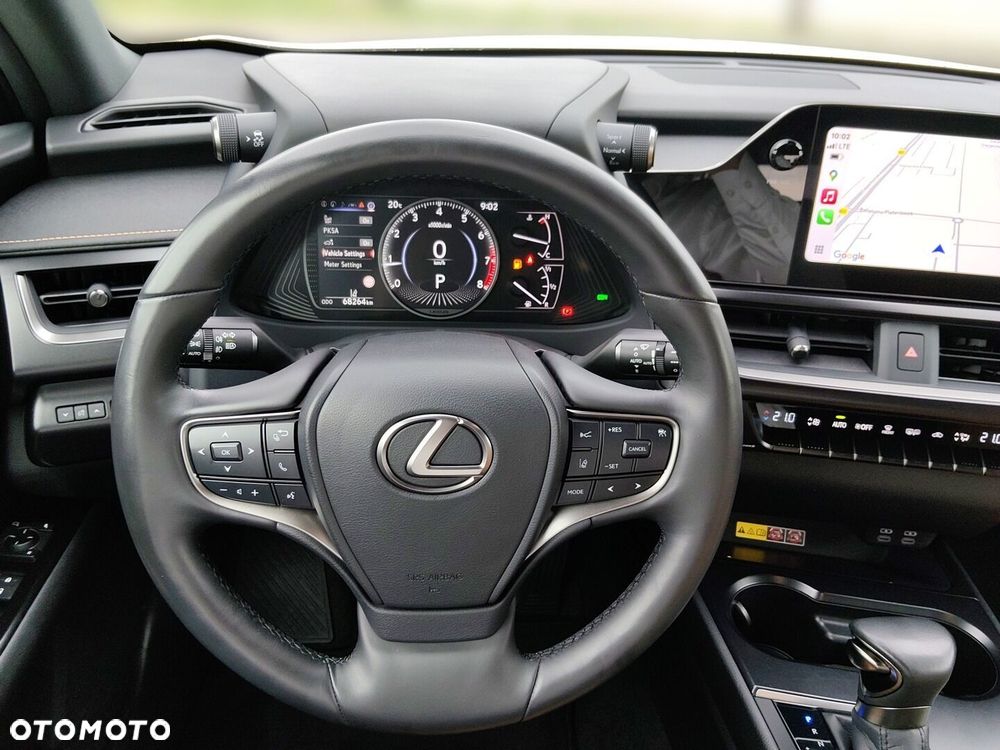 Lexus UX - 17