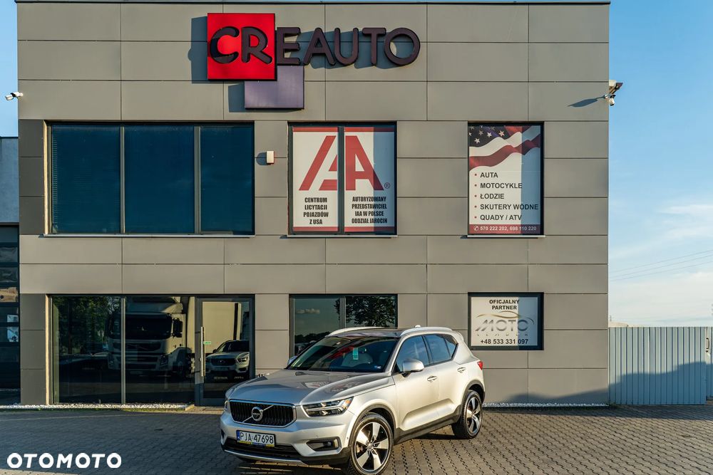 Volvo XC 40 T5 AWD Geartronic Momentum Pro - 1