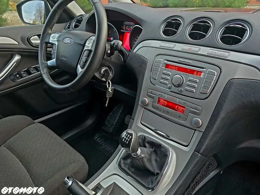 Ford S-Max 2.0 TDCi Titanium - 22