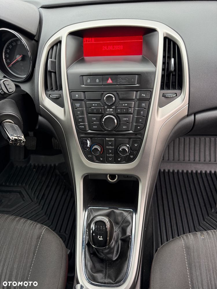 Opel Astra - 13