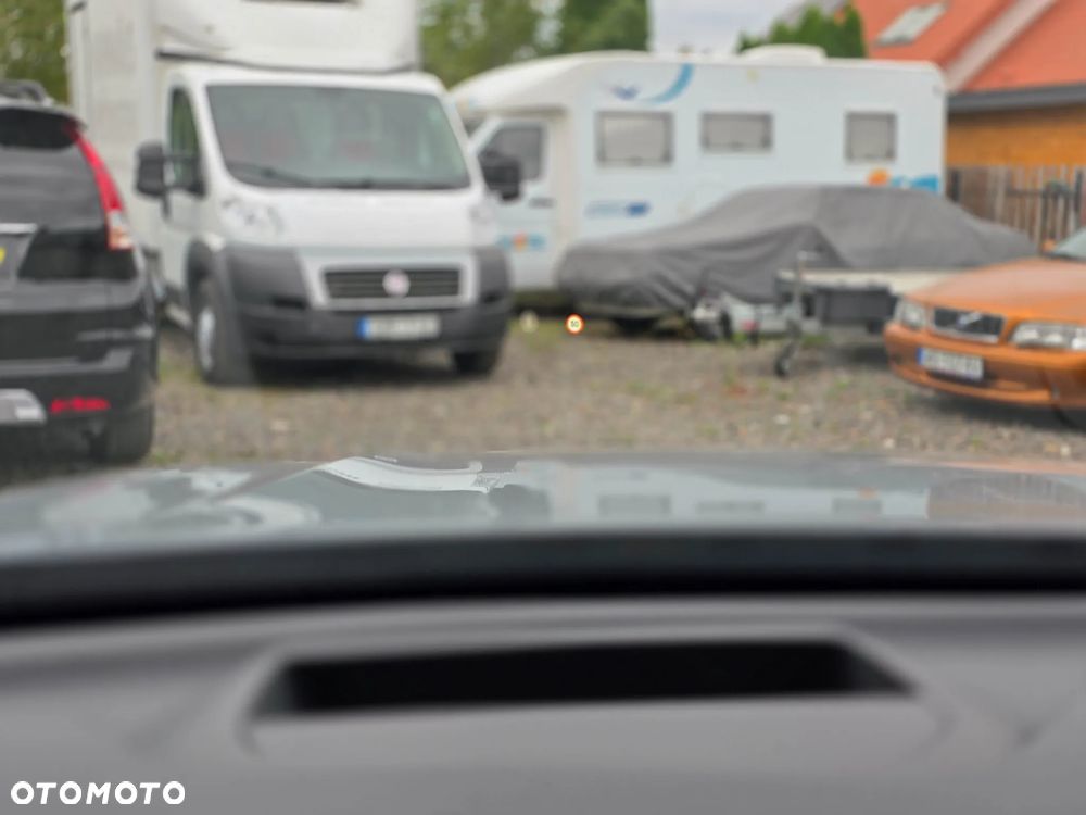 Volvo XC 60 B4 D AWD Plus Dark - 31