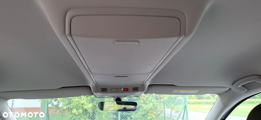 Volkswagen Touran 1.5 TSI EVO Highline - 28