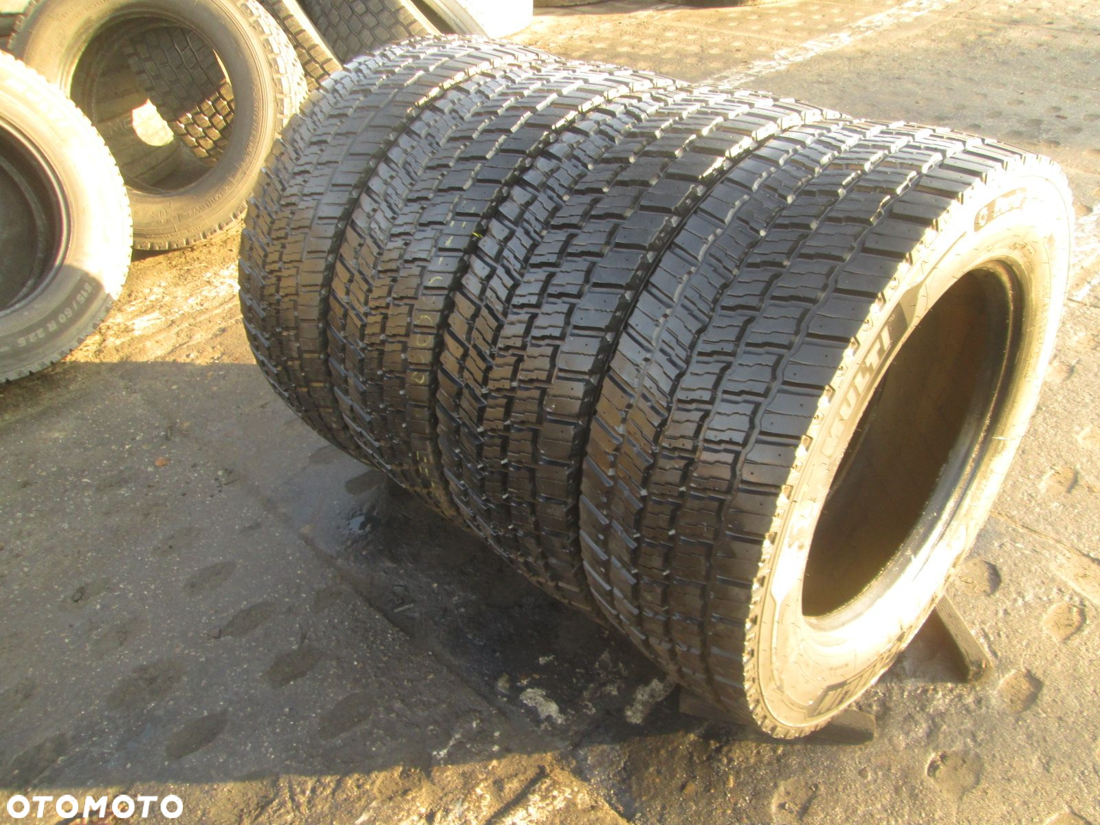 Opony ciężarowe 295/60R22.5 Michelin X-MULTI D REMIX. Opony ciężarowe - 3