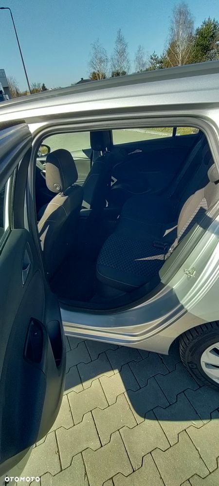 Opel Astra 1.6 CDTI Enjoy S&S - 9