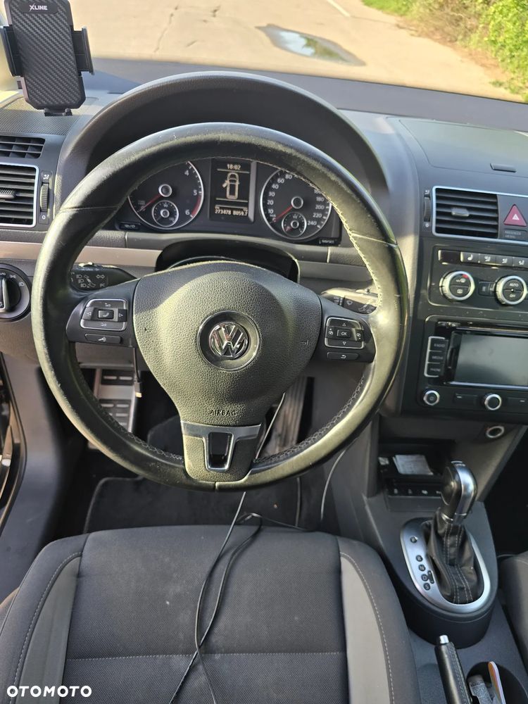 Volkswagen Touran 2.0 TDI DPF BlueMotion Technology DSG Life - 10