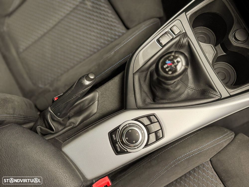 BMW 220 d Coupe Pack M - 38
