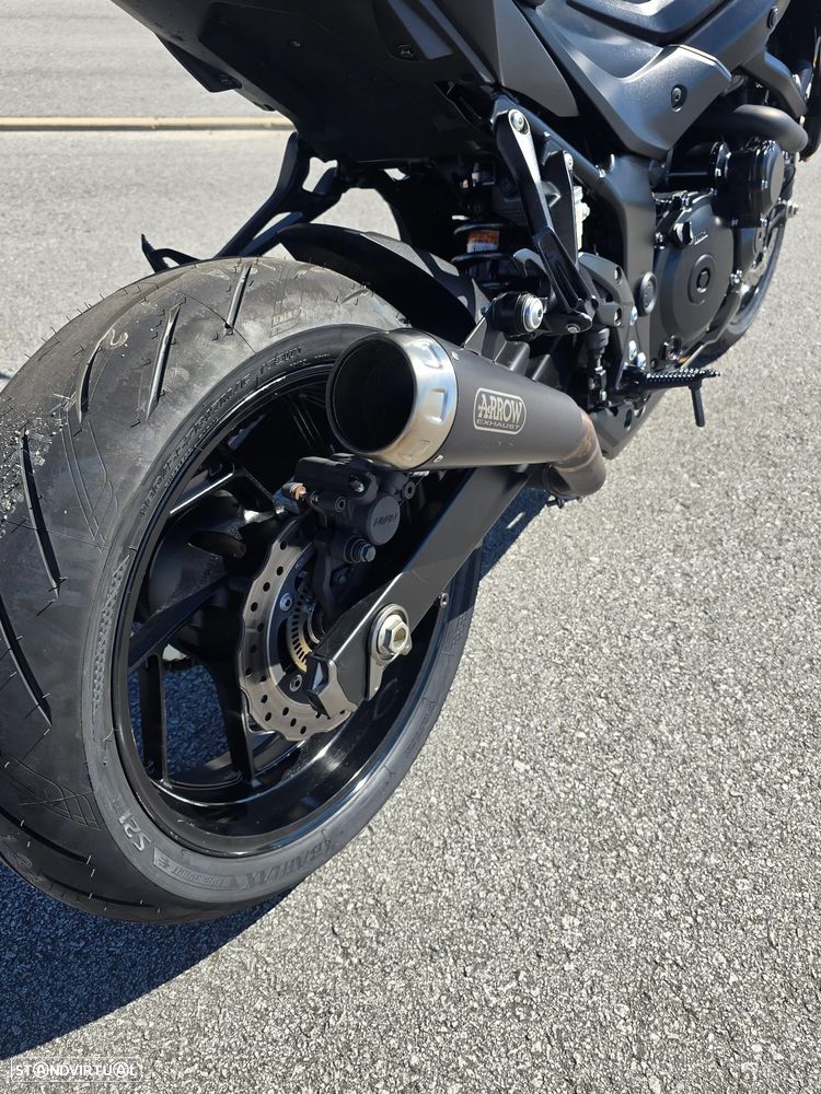 Suzuki GSX - 9