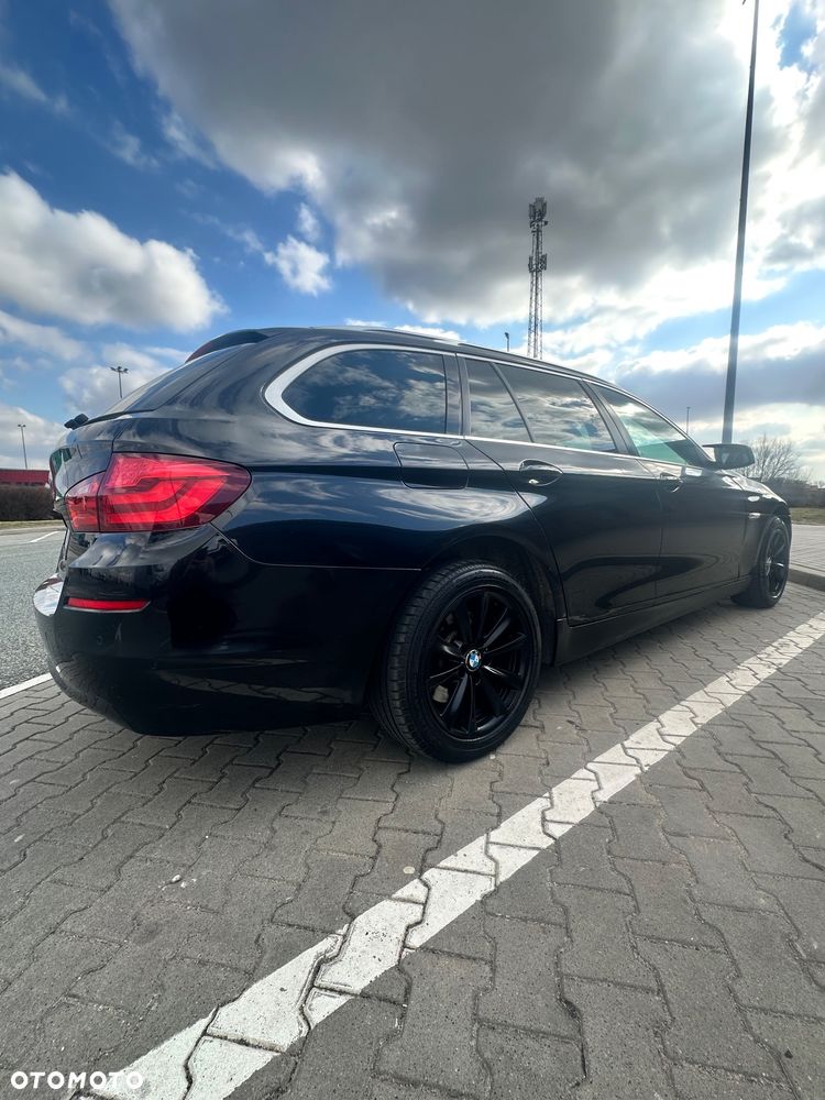 BMW Seria 5 520d Luxury Line - 8