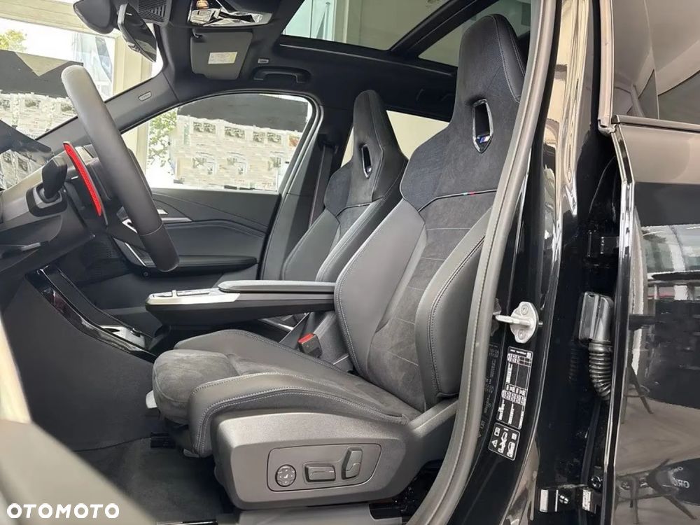 BMW X1 M35i xDrive - 16