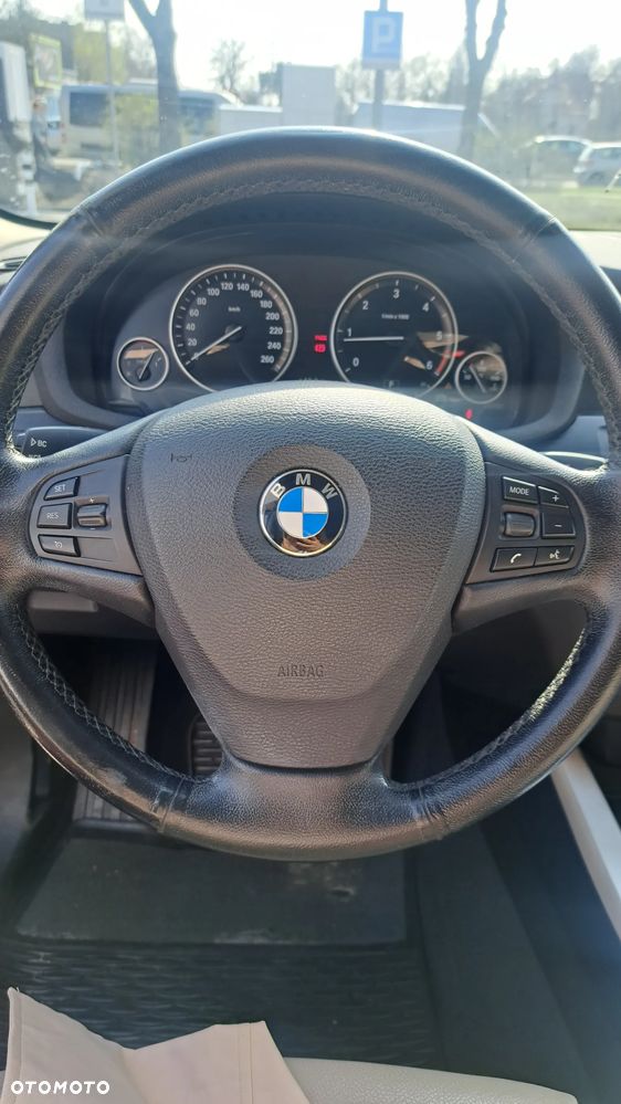 BMW X3 xDrive20d - 14