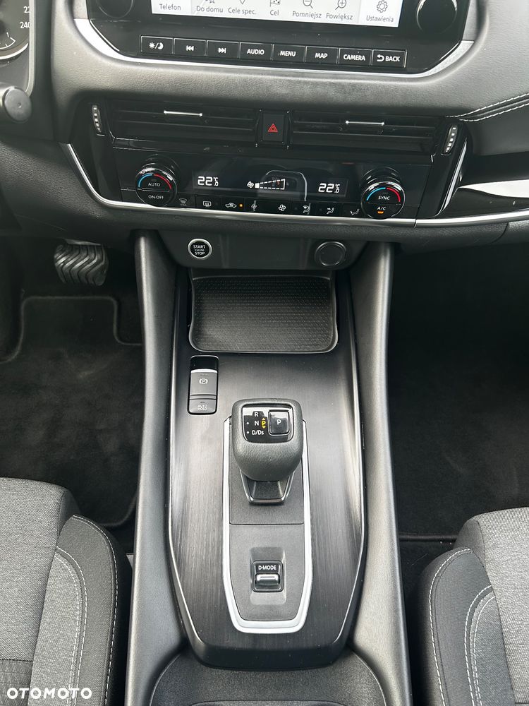 Nissan Qashqai 1.3 DIG-T MHEV Xtronic N-Connecta - 32