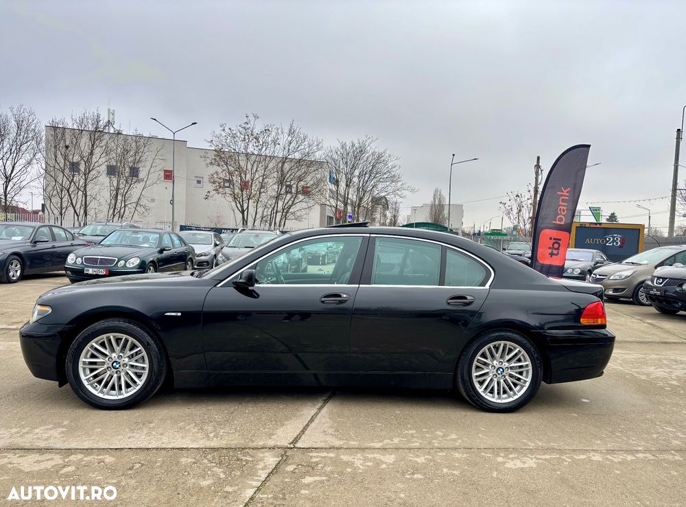BMW Seria 7 745i - 14