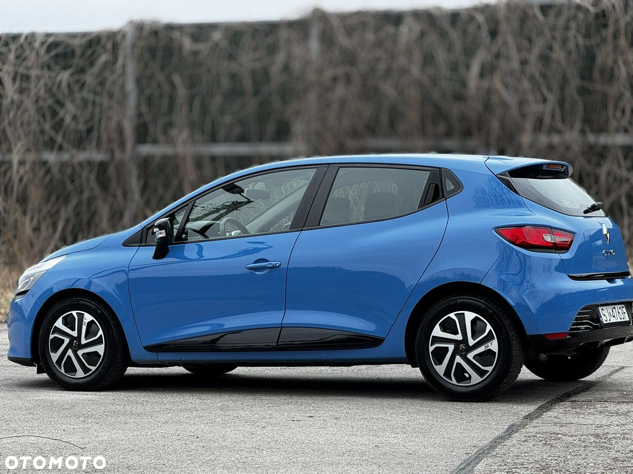 Renault Clio TCe 90 Luxe - 6