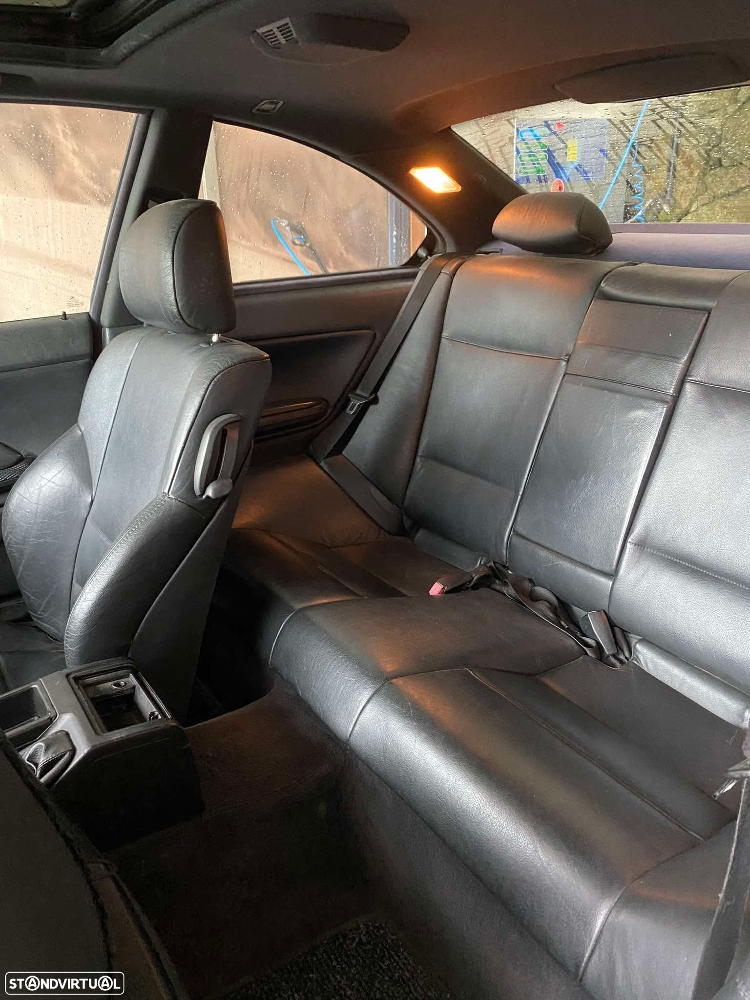 BMW 318 Ci - 11
