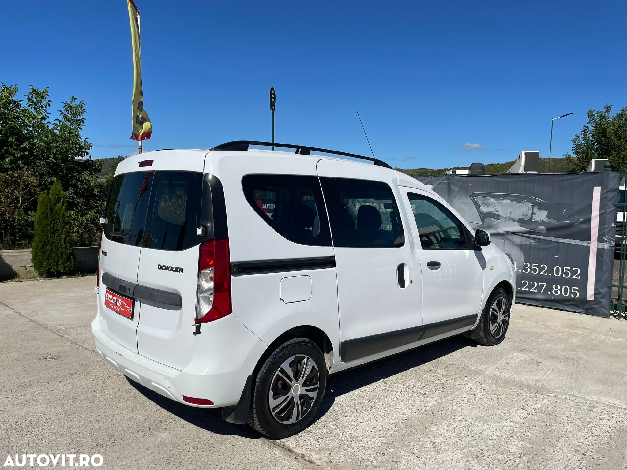 Dacia Dokker 1.5 dCi 90 CP Laureate - 7