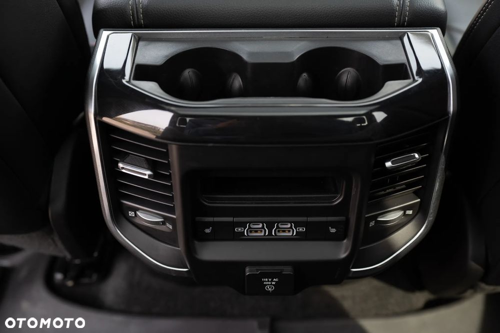 RAM 1500 5.7 Crew Cab Laramie - 10