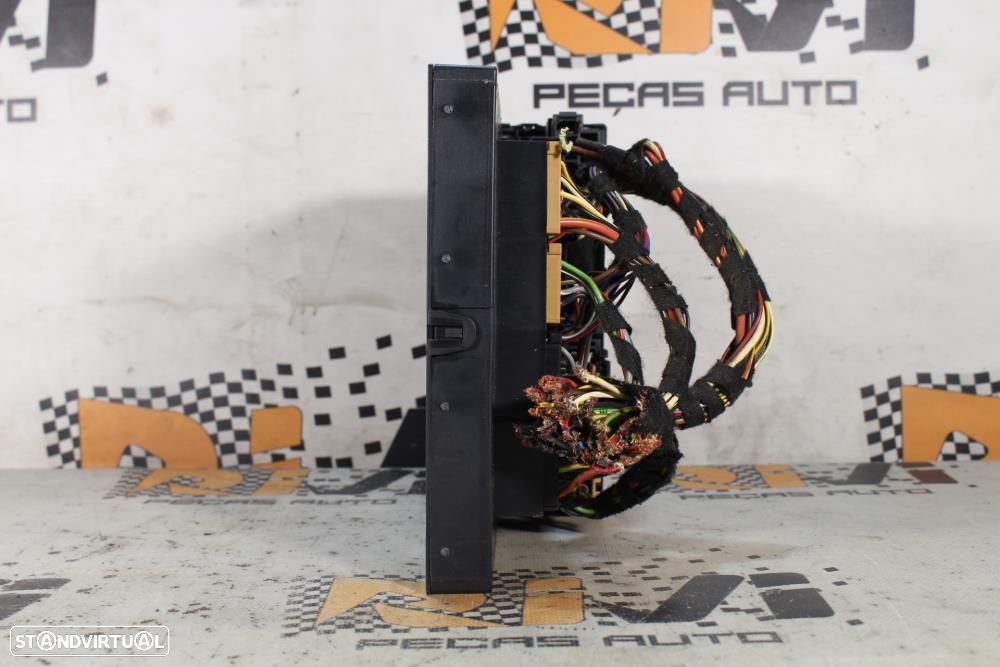 Bsi / Caixa De Relés Seat Leon (1P1)  3C8937049e / 3C8 937 049 E - 5