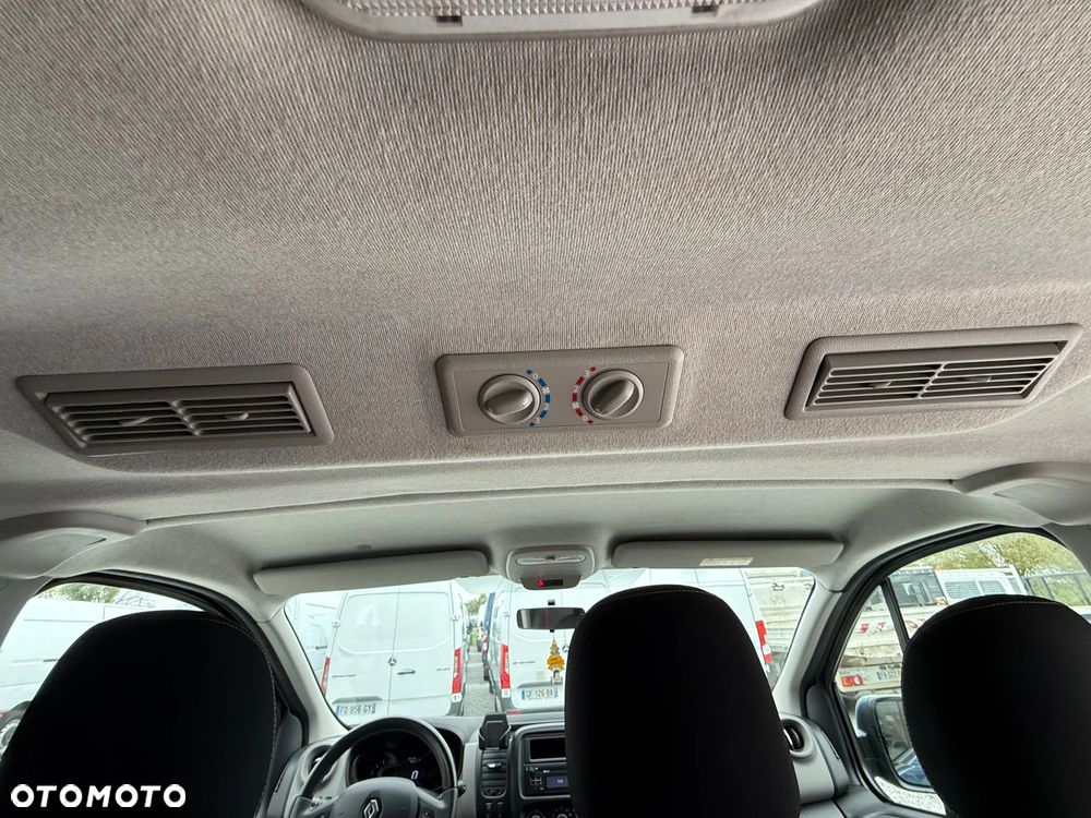 Renault Trafic Passenger 2,8t Pack Clim - 17