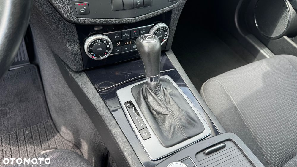 Mercedes-Benz Klasa C 180 Kompressor Automatik - 20