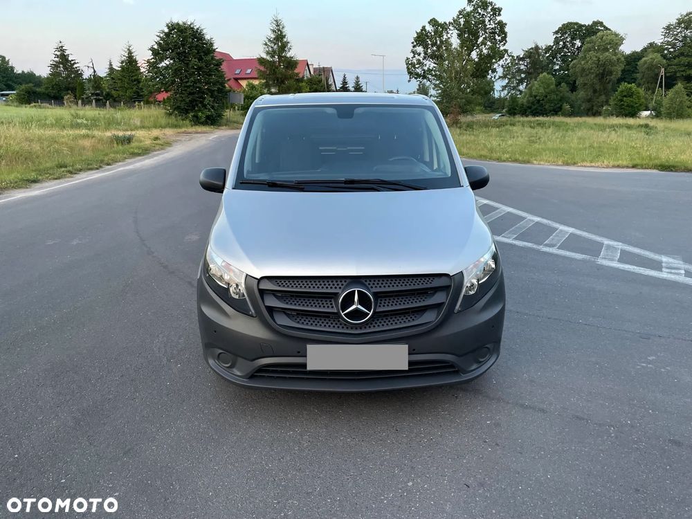 Mercedes-Benz Vito - 2