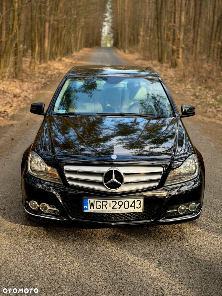 Mercedes-Benz Klasa C 180 BlueEFFICIENCY 7G-TRONIC Avantgarde - 1