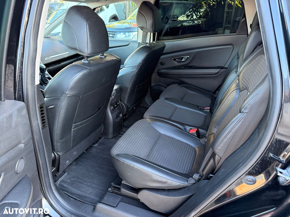 Renault Grand Scenic BLUE dCi 120 EDC BOSE EDITION - 10